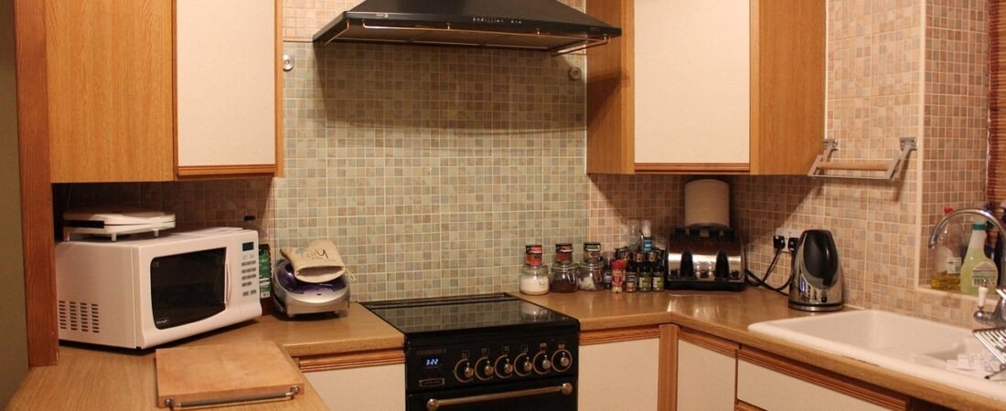 How to Install a Peel-and-Stick Kitchen Backsplash Right