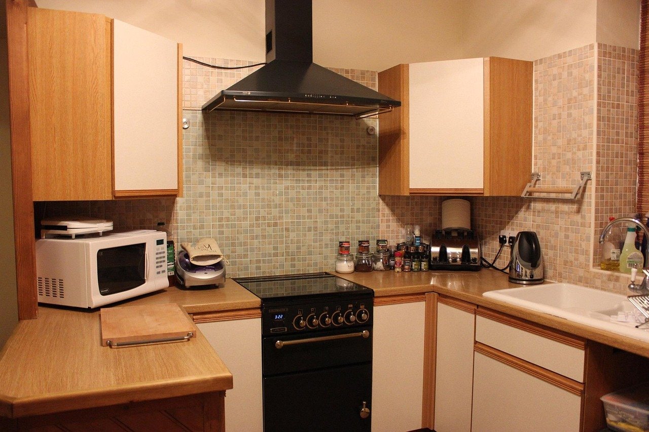 How to Install a Peel-and-Stick Kitchen Backsplash Right