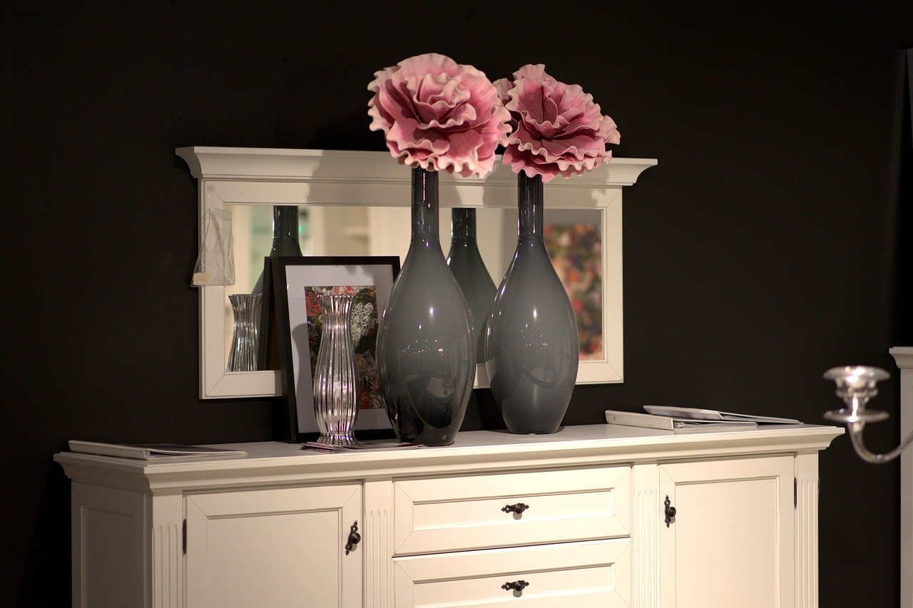 Brown Furniture Is Back: Inside 2026’s Warmest Decor Trend