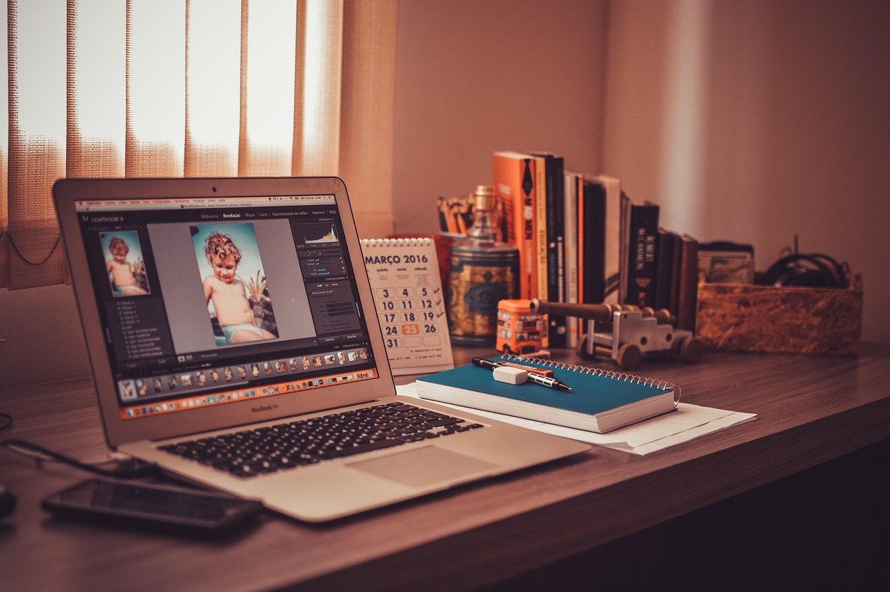 8 Viral Work-From-Home Finds Reviewers Call Total Lifesavers