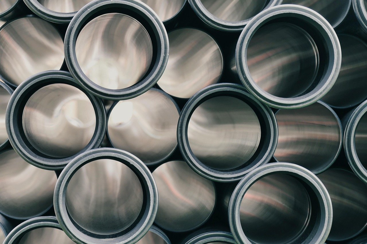 Foam pipe insulation sleeves on exposed pipes