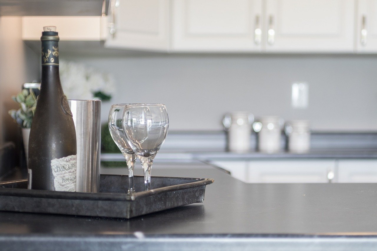How to Upgrade Cabinet Hardware: A Weekend DIY Kitchen Fix