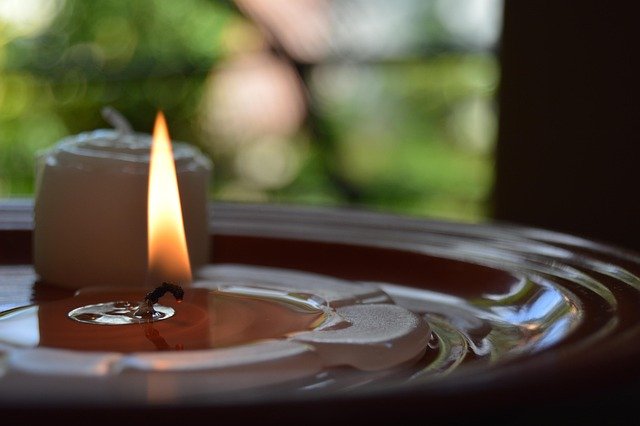 7 Viral Home Fragrance Finds That Make Fall Feel Cozy