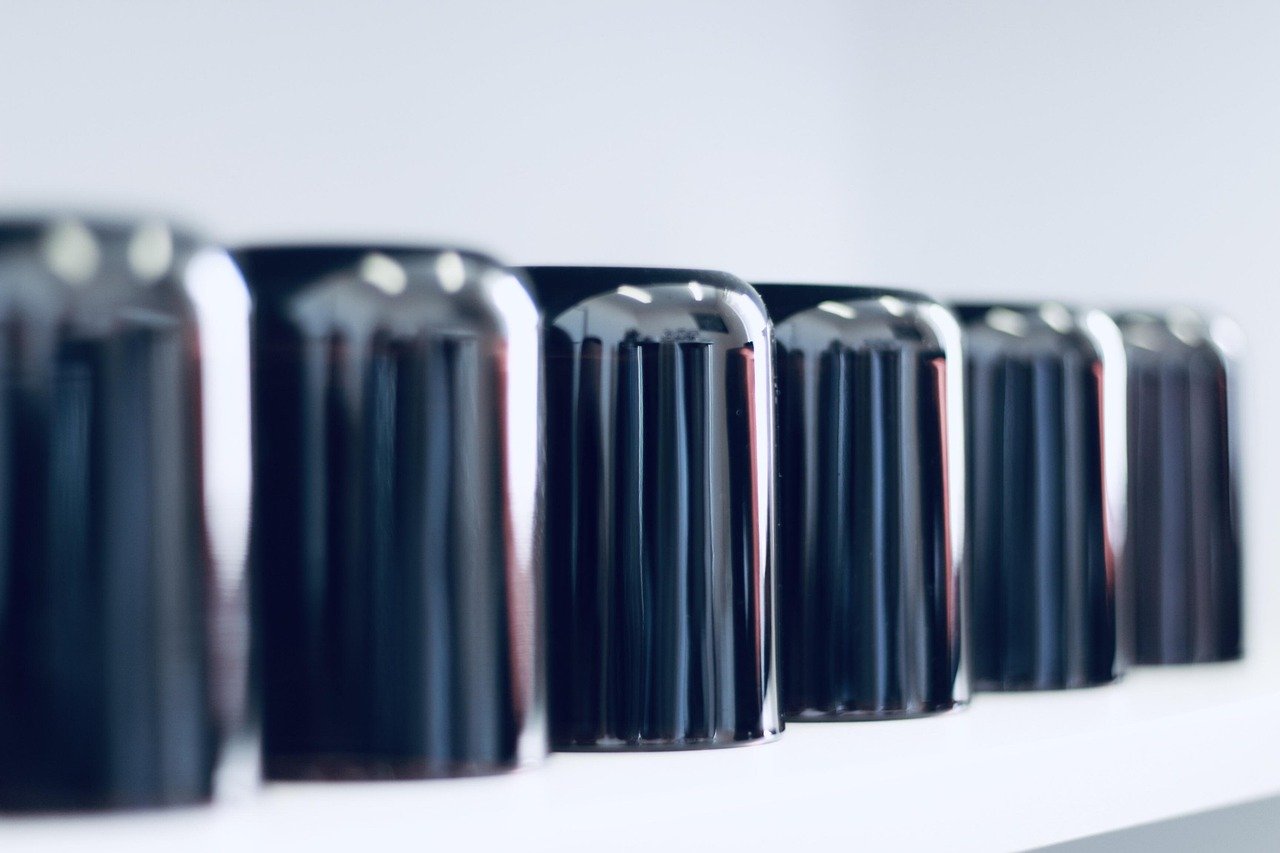 7 Viral Home Fragrance Finds That Make Fall Feel Cozy