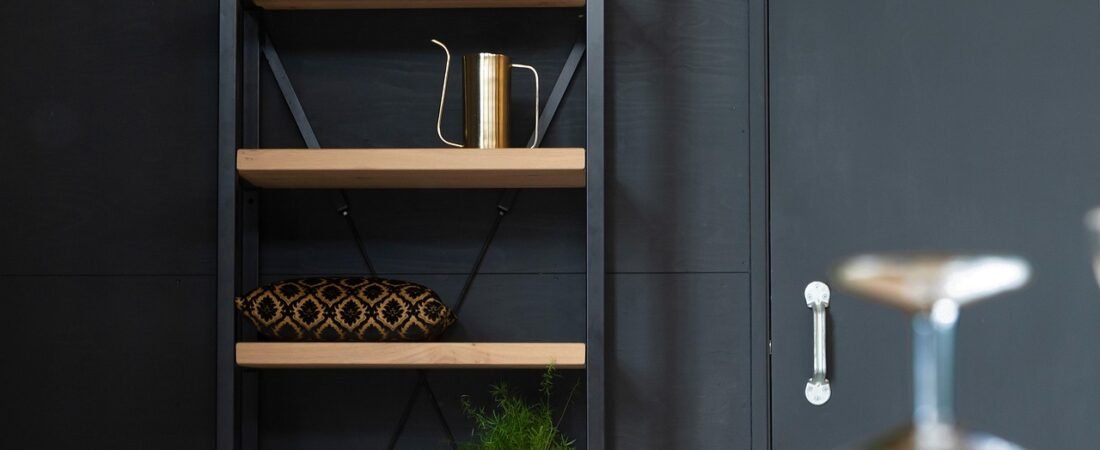 2026 Organization Trends: Digital Wardrobes & Lasting Systems