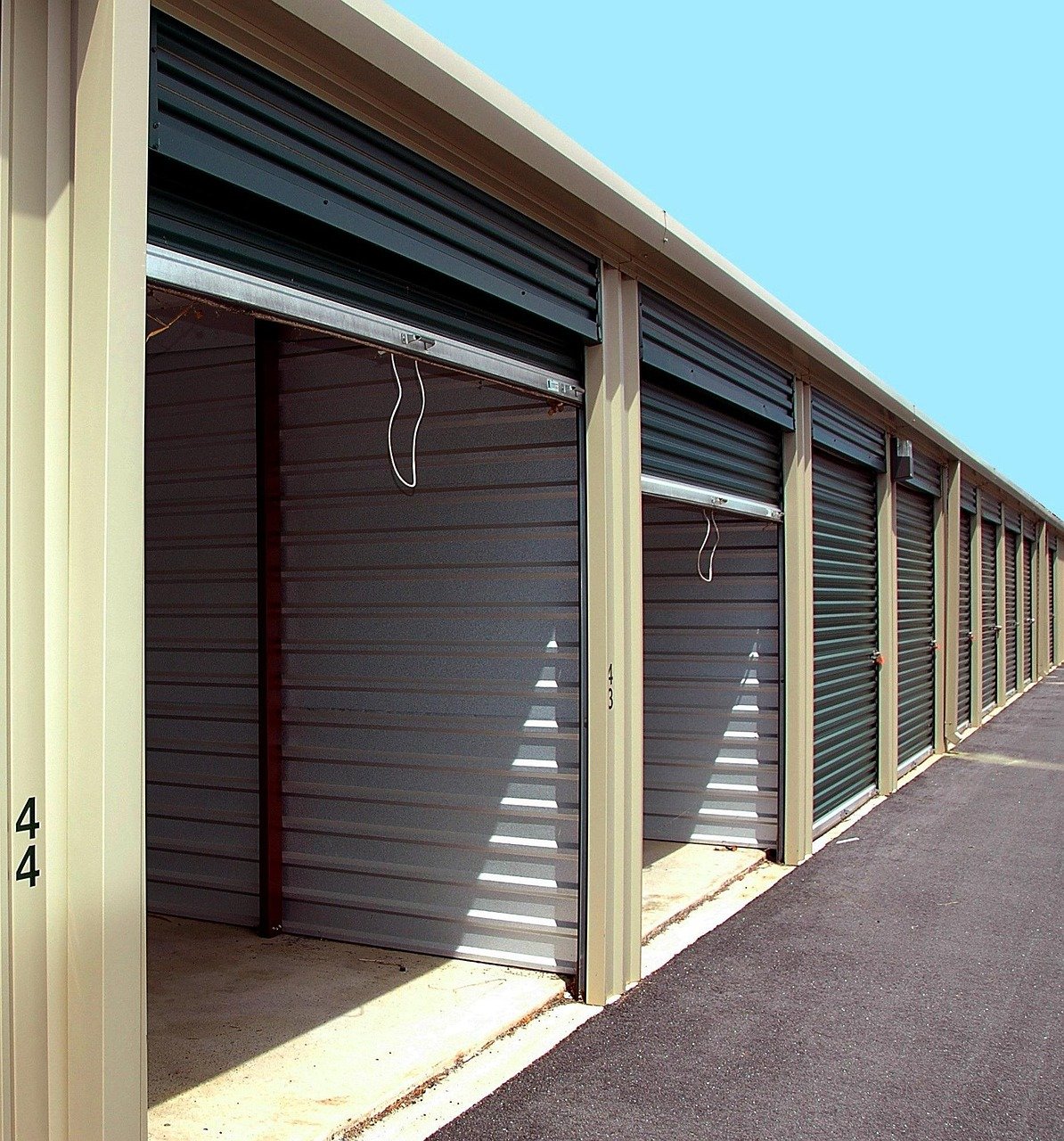 Self-Storage Boom: 2026 Data Reveals a Clutter Crisis