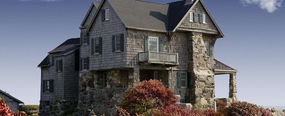Why More Homeowners Are Renovating Instead of Moving in 2026