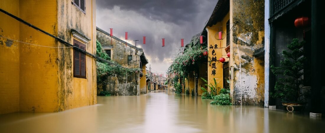 Climate Migration 2026: Insurance Costs Redraw the Housing Map