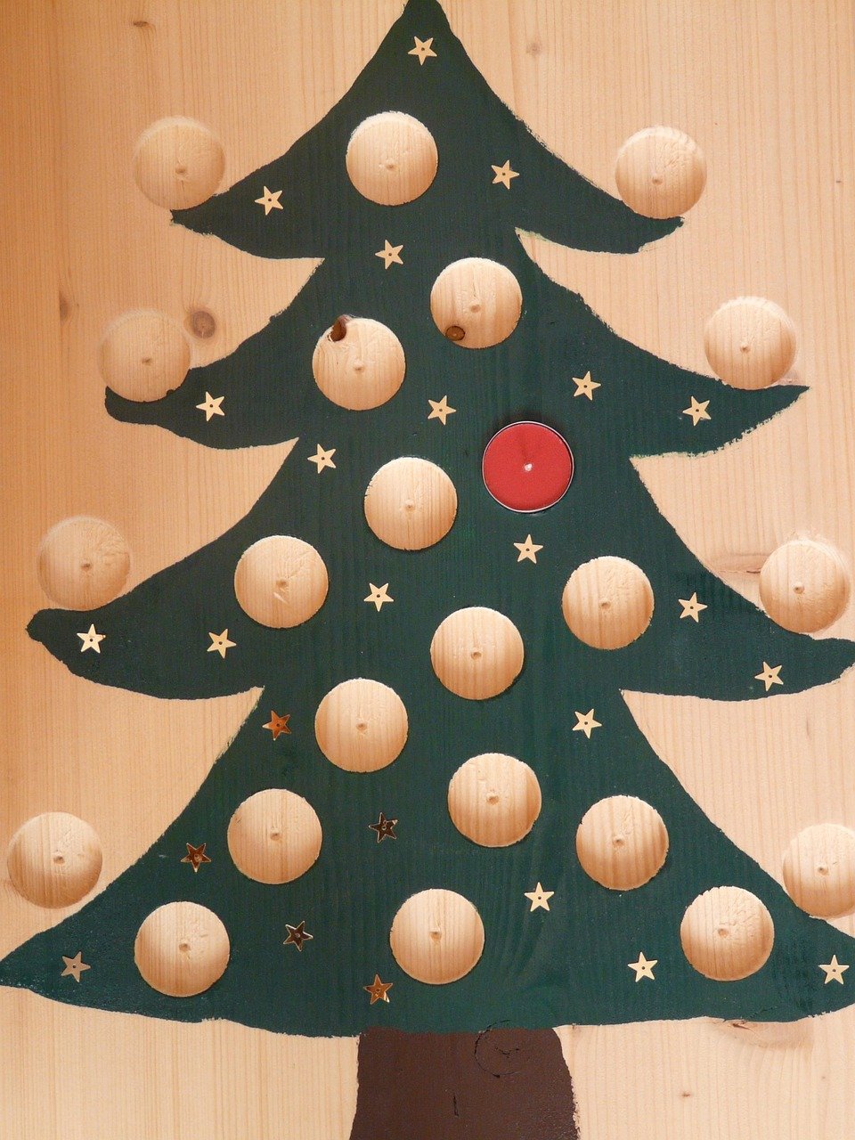 Viral Christmas Decor Finds That Save Space in Small Homes