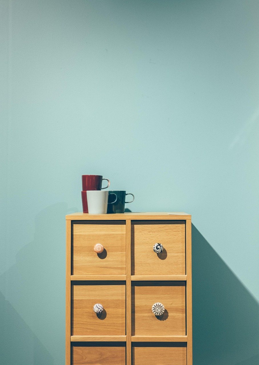 Junk Drawer Organization Is 2026's Easiest Decluttering Win