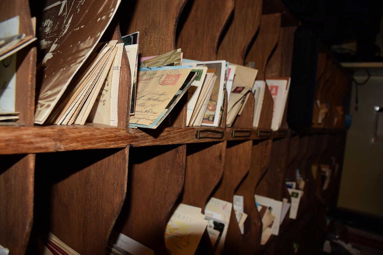 Paper Clutter Is 2026’s Most Overlooked Organizing Fix